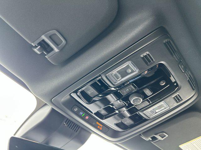 2026 Chevrolet Suburban Premier, 4WD
