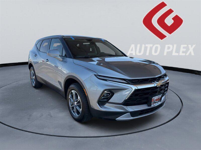 2025 Chevrolet Blazer 2.0T 2LT FWD's photo