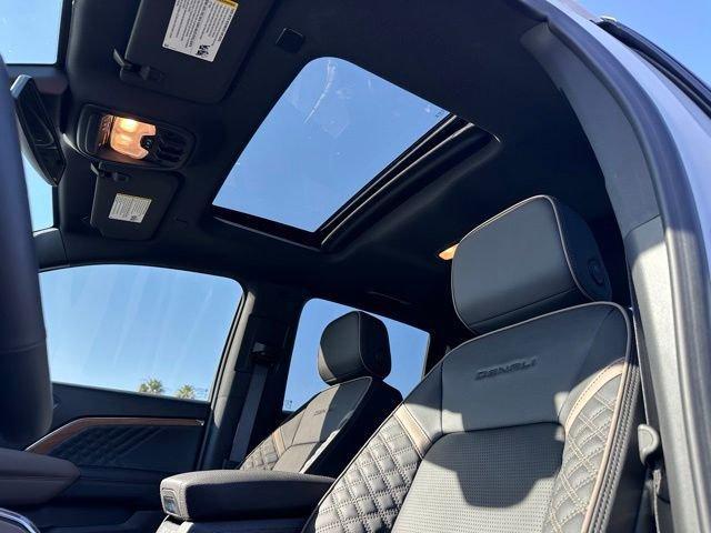2026 GMC Canyon Denali, 4WD