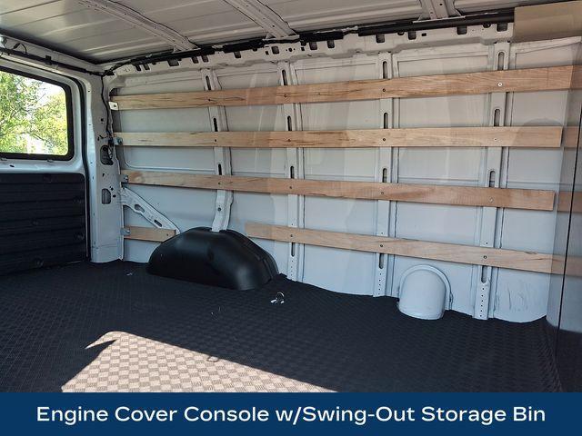2025 Chevrolet Express Cargo Van RWD 2500 Regular Wheelbase WT