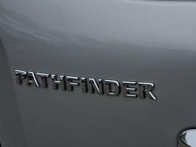 2011 Nissan Pathfinder SV