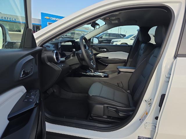 2026 Chevrolet Trax FWD LT