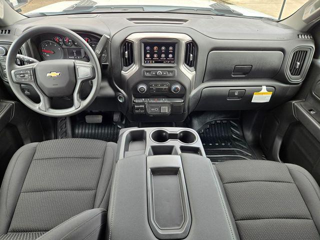 2026 Chevrolet Silverado 3500HD Crew Cab, Long Bed, WT Dual Rear Wheel, RWD