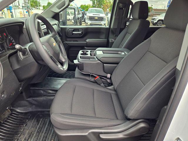2026 Chevrolet Silverado 3500HD Crew Cab, Long Bed, WT Dual Rear Wheel, RWD