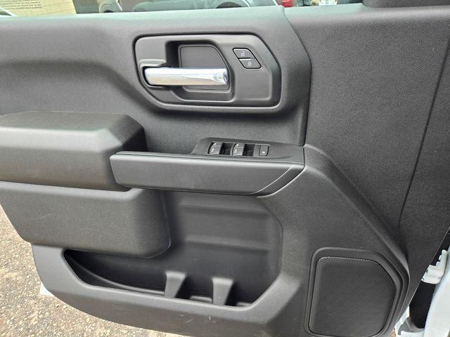 2026 Chevrolet Silverado 3500HD Crew Cab, Long Bed, WT Dual Rear Wheel, RWD