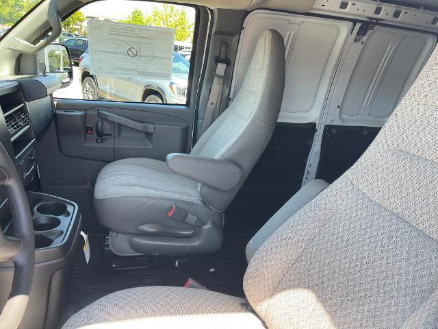 2026 GMC Savana Cargo 2500 Extended Wheelbase, Work Van, RWD