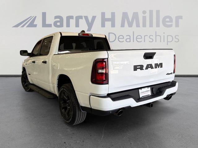 2026 Ram 1500 Express Crew Cab 4x4 57 Box
