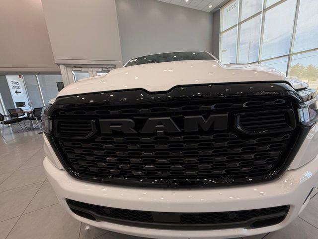 2026 Ram 1500 Express Crew Cab 4x4 57 Box