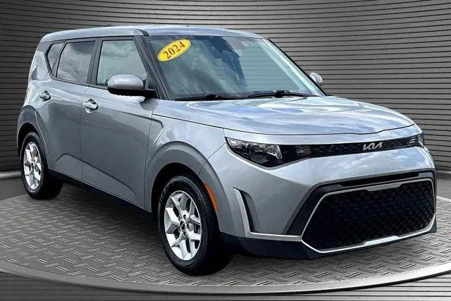 2024 Kia Soul LX for sale in Raynham, MA