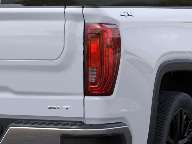 2026 GMC Sierra 1500 Crew Cab, Short Bed, SLT, 4WD