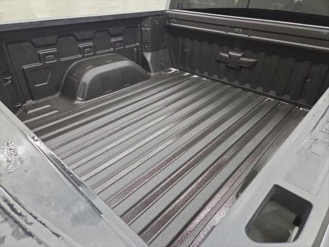 2024 Chevrolet Silverado 1500 4WD Crew Cab Short Bed Custom Trail Boss