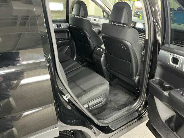 2026 Hyundai Santa Fe SE