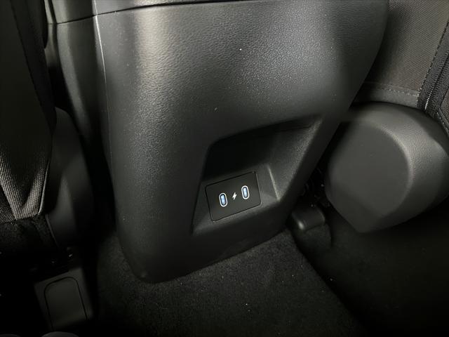 2026 Hyundai Santa Cruz SE