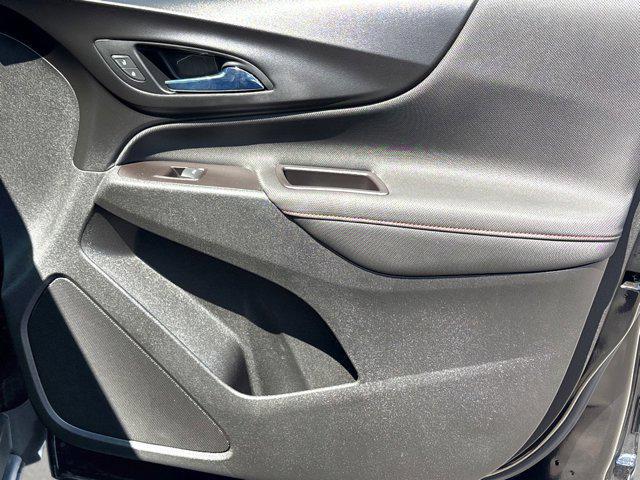 2022 Chevrolet Equinox FWD RS