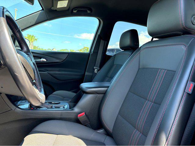 2022 Chevrolet Equinox FWD RS
