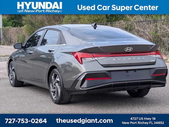 2025 Hyundai Elantra Hybrid Limited