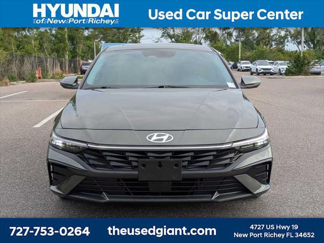 2025 Hyundai Elantra Hybrid Limited