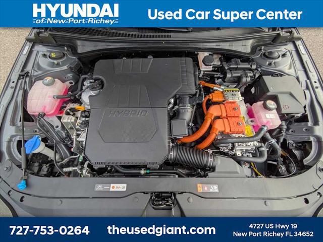 2025 Hyundai Elantra Hybrid Limited