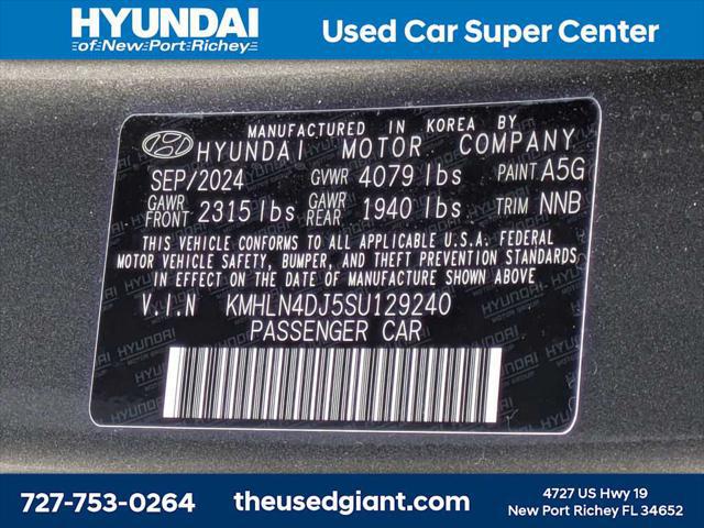 2025 Hyundai Elantra Hybrid Limited