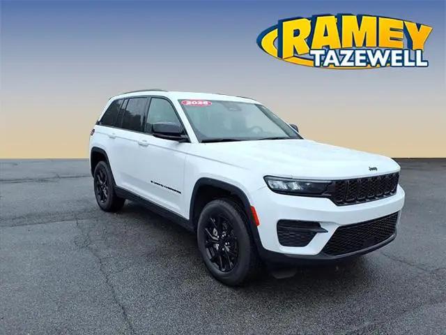 2025 Jeep Grand Cherokee Altitude 4x4 for sale in Tazewell, VA