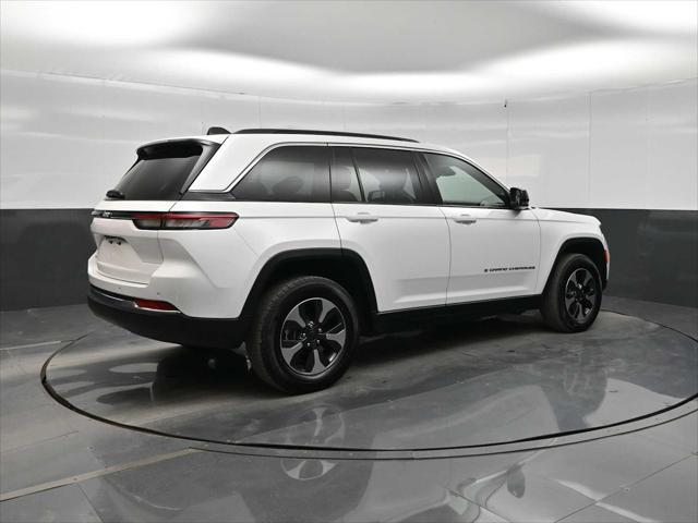 2024 Jeep Grand Cherokee Unknown