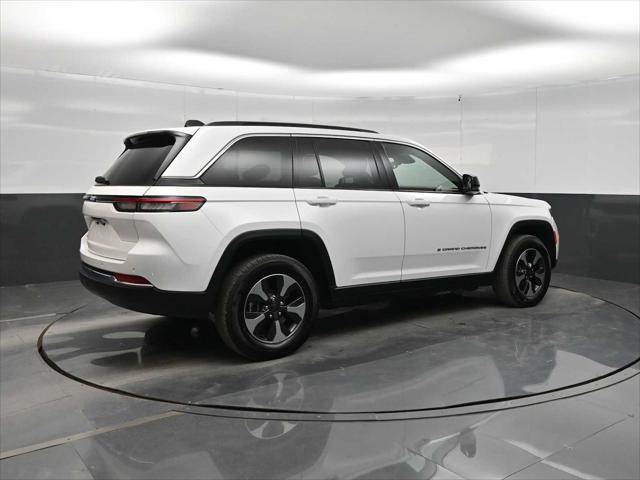 2024 Jeep Grand Cherokee Unknown
