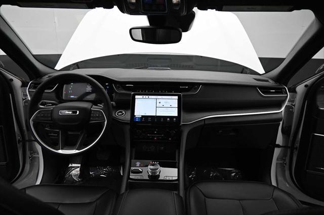 2024 Jeep Grand Cherokee Unknown