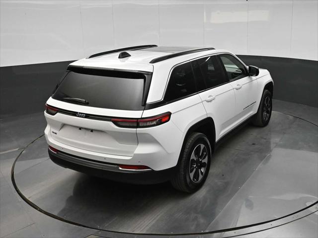 2024 Jeep Grand Cherokee Unknown