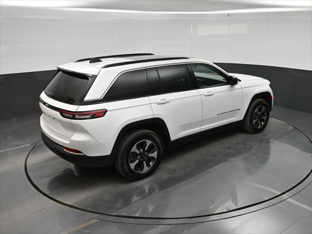 2024 Jeep Grand Cherokee Unknown