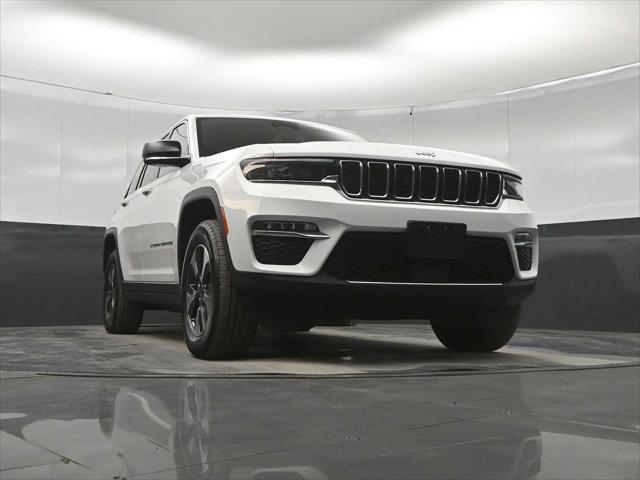 2024 Jeep Grand Cherokee Unknown