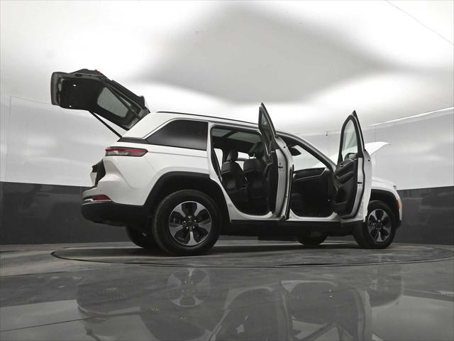 2024 Jeep Grand Cherokee Unknown