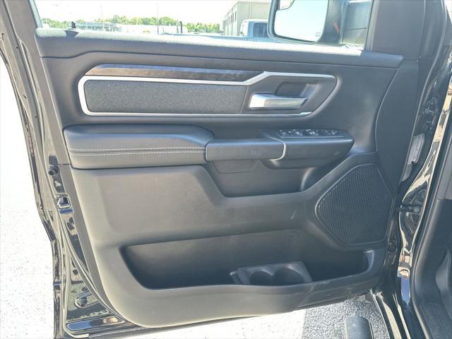 2021 Ram 1500 Big Horn Crew Cab 4x4 5'7" Box