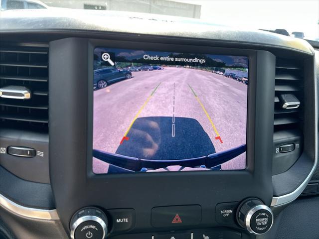 2021 Ram 1500 Big Horn Crew Cab 4x4 5'7" Box
