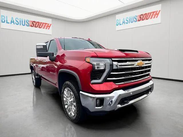 2025 Chevrolet Silverado 2500HD 4WD Crew Cab Standard Bed LTZ for sale in Stratford, CT