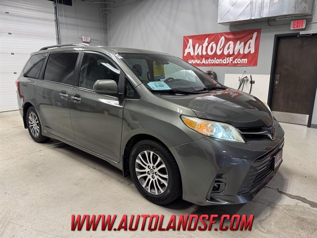 2020 Toyota Sienna XLE for sale in Sioux Falls, SD