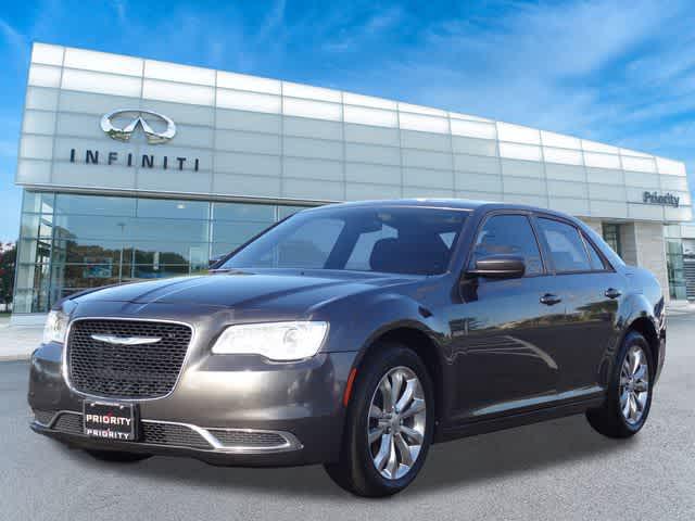 2015 Chrysler 300 Limited for sale in Chesapeake, VA
