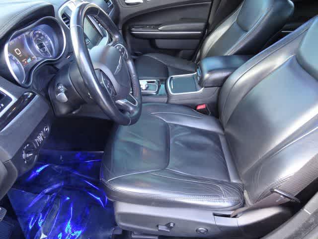 2015 Chrysler 300 Limited