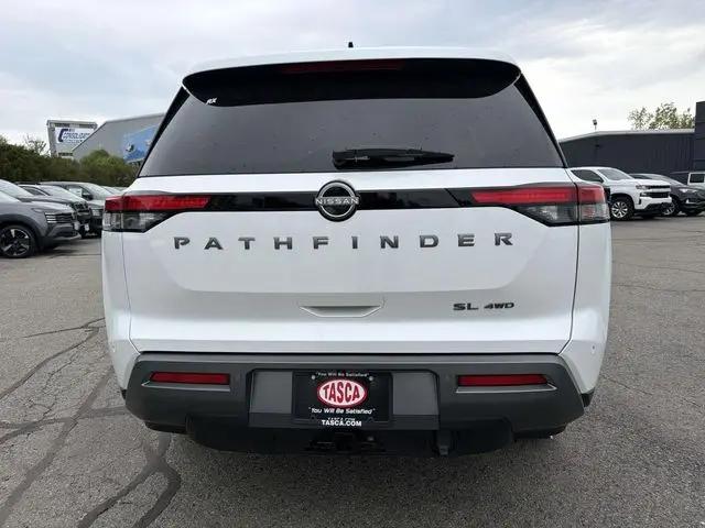 2026 Nissan Pathfinder SL
