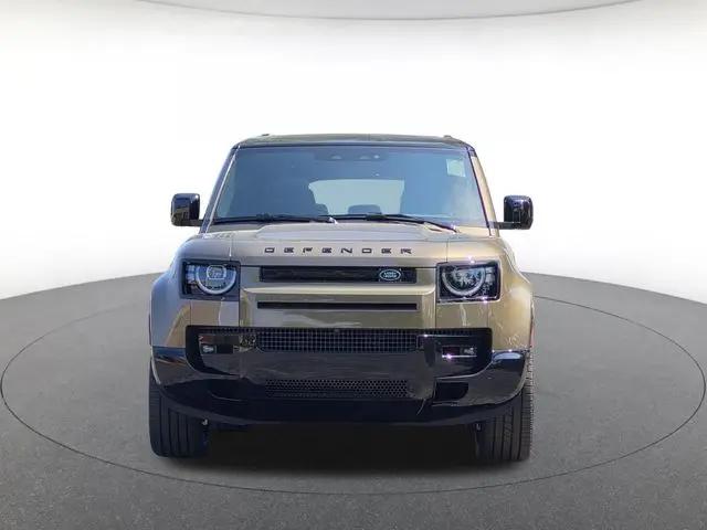 2026 Land Rover Defender P400 X-Dynamic SE