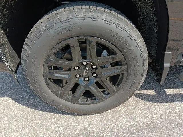 2026 Chevrolet Silverado 1500 4WD Crew Cab Short Bed RST