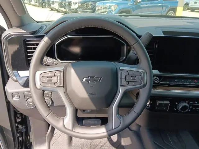 2026 Chevrolet Silverado 1500 4WD Crew Cab Short Bed RST