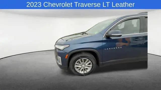 2023 Chevrolet Traverse AWD LT Leather