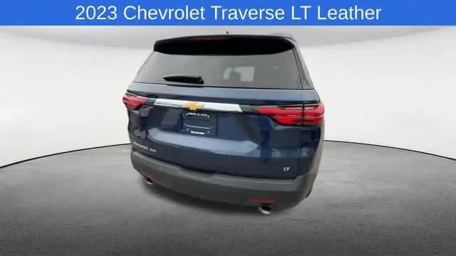 2023 Chevrolet Traverse AWD LT Leather