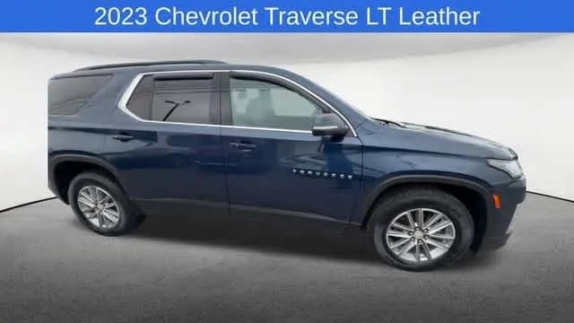 2023 Chevrolet Traverse AWD LT Leather