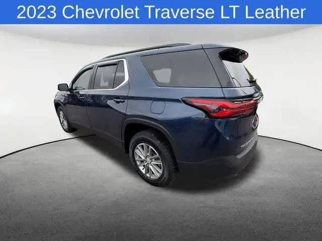 2023 Chevrolet Traverse AWD LT Leather