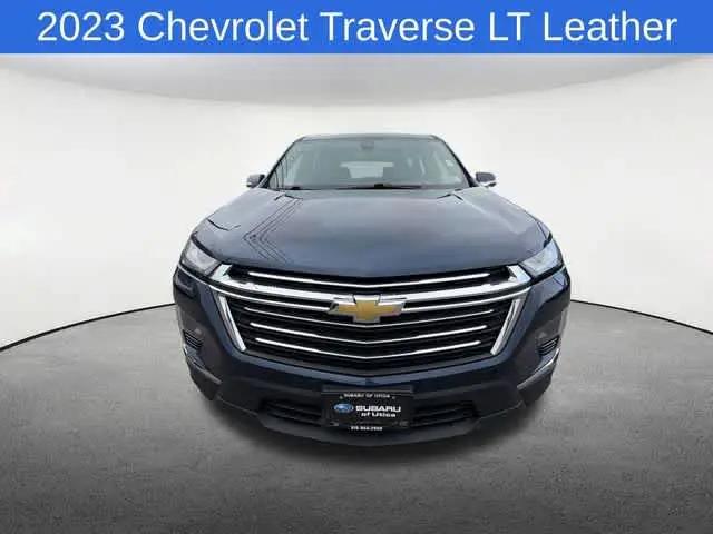 2023 Chevrolet Traverse AWD LT Leather