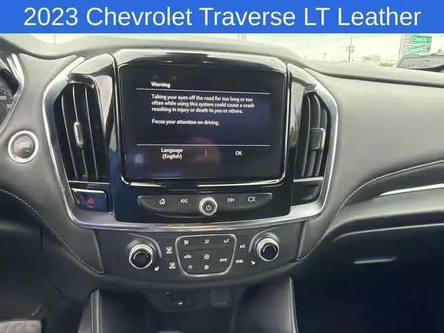 2023 Chevrolet Traverse AWD LT Leather