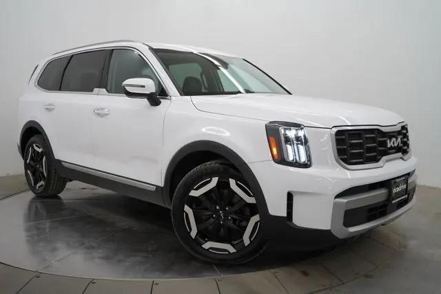 2023 Kia Telluride S