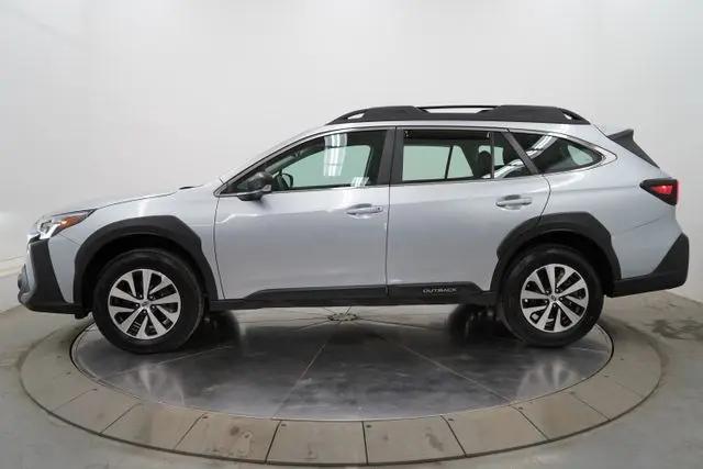 2025 Subaru Outback 2.5i