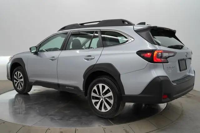 2025 Subaru Outback 2.5i